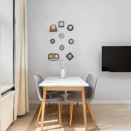 Stare Good Weather *